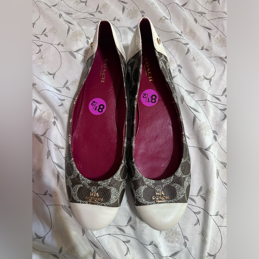 COACH Womens 8.5 Brown Ivory Signature Chelsea Slip On Ballet Flats